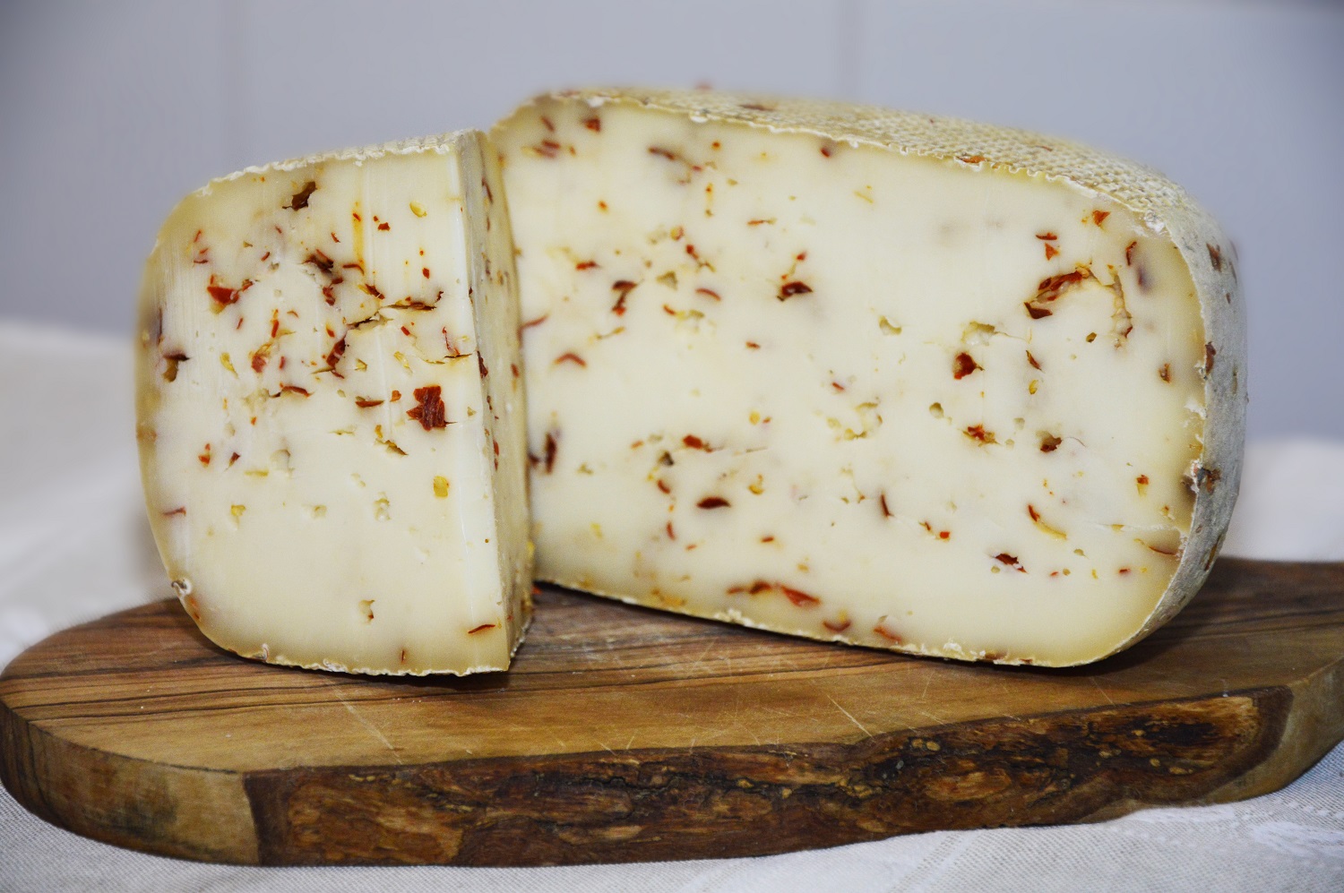 caciotta peperoncino